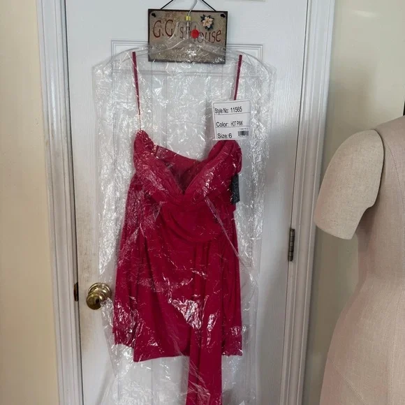 IEENA by Mac Duggal Hot Pink Strapless Ruched Mini Dress | Style 11565 | Size 6 - Picture 12 of 12